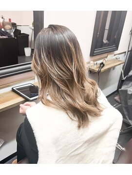 アリ 葛西店(ALi) イメチェンバレイヤージュ|白髪ぼかし|髪質改善|縮毛矯正