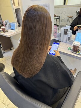 リーホリエ(Lee Horie) 美髪/髪質改善ストレート【池本】