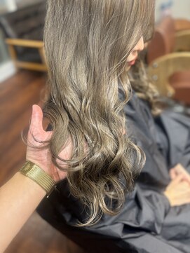 アンソル(&S.O.L) ミルクティーグレージュ