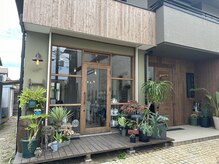 ブリエヴォー(briller vous)の雰囲気（【ヴィラロドラ】を使用でダメージを抑えて美しい髪に…）