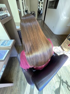 グリームバイフォルテ 藤枝(gream by FORTE) 髪質改善/ツヤ髪/縮毛矯正/トリートメント/ストレート/プラチナ