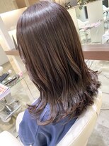 プレフェレプレフェ(prefere prefe)&nbsp;くびれレイヤー×暗髪透明感カラー