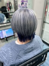 ミミック (mimic)&nbsp;【派手髪】ショートクラゲウルフ似合わせカラー【アッシュ】