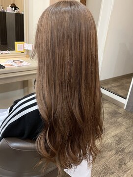 アルターリール(aL ter Rire) くびれヘア/アプリコットオレンジ/ハイライトカラー/澤瑞絵