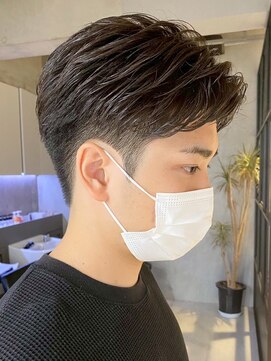 エリマ 横浜西口(elima) 横浜西口センターパートニュアンスパーマワンカールパーマ30代