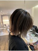 ショートボブ×バレイヤージュ