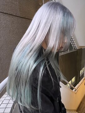 イエナ 渋谷(IENA) ダブルカラーダークアッシュミディアムレイヤー裾カラー