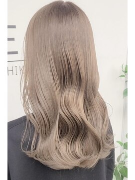 プティ ボワ(Petit bois) 【Wブリーチ】ミルクティーカラーで柔らかく