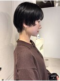 黒髪ショート