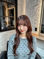 ウィローズ(WILLOW'S)&nbsp;ピンクブラウン×ローレイヤーでまとまる艶ロング