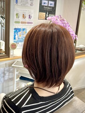ルームスヘアー(Rooms Hair) ふんわりくびれボブ