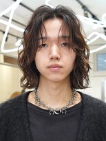 フィフス 渋谷(fifth)&nbsp;動き際立つメンズボブにスパイラルパーマ