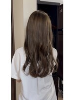 ベルスタ(BELSTA)&nbsp;透明感あふれるオリーブベージュ