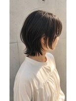 ヴィータ ヘア デザイン(Vita Hair Design)&nbsp;地毛暗髪でも重く見えないレイヤーミディアムくびれ外ハネUP