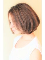 レウナ 外苑前(Reuna)&nbsp;【３０代・４０代・５０代】丸みが可愛いナチュラルボブ