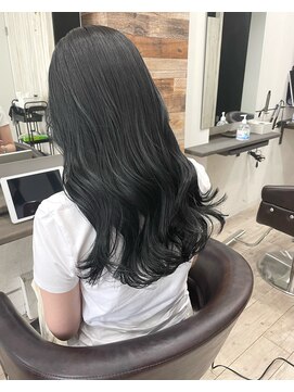 アトレ(attrait) ＊地毛風ブルーグレー ブリーチなし 暗髪 透明感 大阪美容室