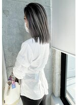 アコ(Aco)&nbsp;★ミディアムレングスのバレイヤージュ★