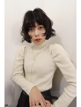 レコ 渋谷(LECO) 黒髪シアーカラーセミディカールレイヤーボブカット