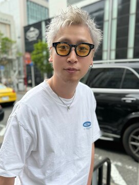 アクシス 栄店(`AXIS) AXIS北野　ホワイトスパイキーショート　ベリーショート