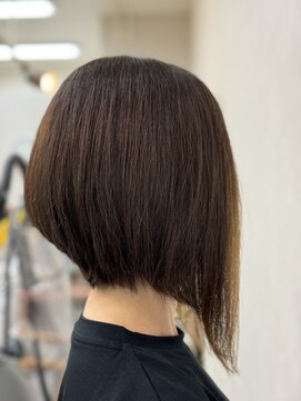 シーズンプラス(SEASON PLUS) 20代30代40代50代 ヘアカラー【SEASON+尾藤】前下がりボブ1A