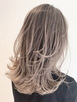 リード バイ ラグーン(LEAD by LAGOON)&nbsp;イヤリングカラーハイライトインナーカラーバレイヤージュ