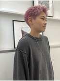 ペールピンクカラー　× ジェンダーレス刈り上げショート