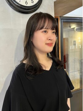 カールム(carlm) ふんわり前髪×外ハネナチュラルミディ／上川美幸