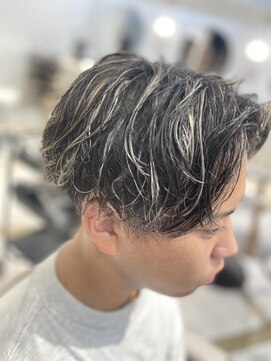 ヴィ 大宮(Vii) 大宮/カット/短髪/毛流れ/センターパート