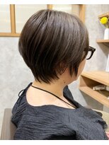 ロッカ(ROCCA)&nbsp;ひし形シルエット×ニュアンスショート
