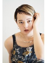 イーズ(e's)&nbsp;アンハサウェイショート　フォギーベージュ