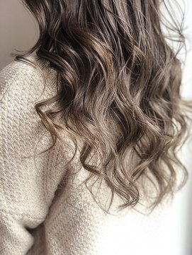 プレイン(plain) ハイライト×ブルーグレージュ