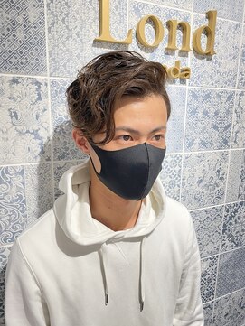 ロンド ストラーダ 心斎橋(Lond strada) 【津賀 涼】大人カッコいい前下がりニュアンスパーマショート☆