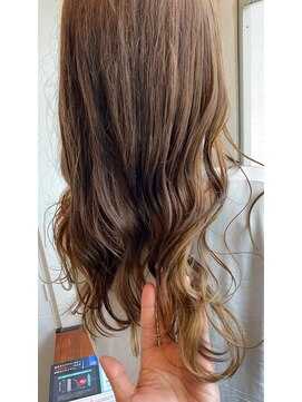 ヘアーエポック(hair epoque) シークレットハイライトインナーカラー ホワイトベージュ