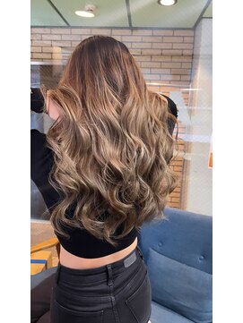 ラフ(LAFF) #黒髪#ボブルフ#ネビージュ#小顔#ワンレン