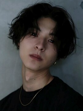 リップス 表参道店(LIPPS) 雰囲気系前下がりセンターパート