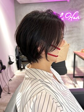 ラッキーヘア 加古川(Lucky Hair) 暗髪でも軽見え◎くびれショート【カドワキ】