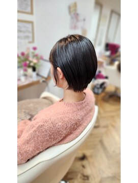 マーガレット(MARGARET) 耳かけショート