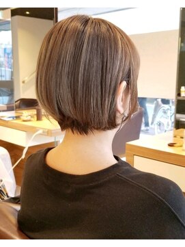 フロア(FLOOR) ＃アッシュボブ＃やわらかグレージュ＃レイヤーボブ