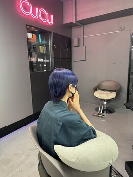 クク 那覇国際通り(CUCU) 寒色カラー