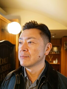 ダウバーバーショップ 表参道(DAU BARBER SHOP) アイロンパーマ ショート 理容室 バーバー Barber 短髪 ビジネス