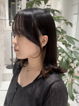 ザック 銀座(ZACC GINZA) インナーカラー/黒髪/ミディアム/小顔/前髪顔周りカット