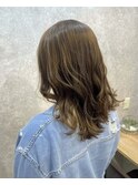ハイライトで出すくすみグレージュ