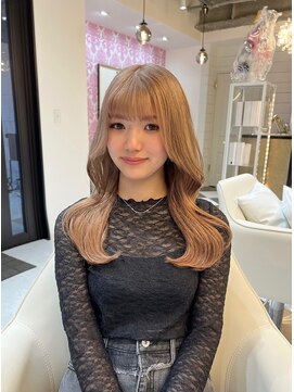 髪屋 紬 レイヤーカット ／顔周りカット／ミルクティーベージュ