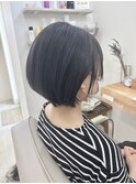 ショートボブ