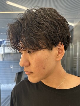 ウィル バイ ブラウン(Vir by Brown) シャドウパーマ/センターパート/くせ毛風