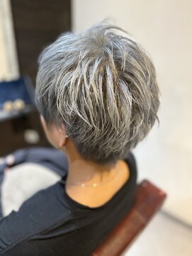 ロウ トウキョウ 八王子店(RAW TOKYO) 【ブリーチで作るカラー シルバー】