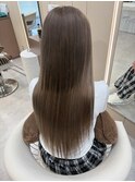 くすみベージュカラー