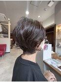  &nbsp;&nbsp;&nbsp;大人女性の丸みくびれショート 