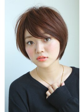 カットカラースミカ(Cut Color sumica) うざバングが決め手のスマートボブ