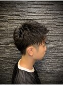 ツーセクション束感スタイル